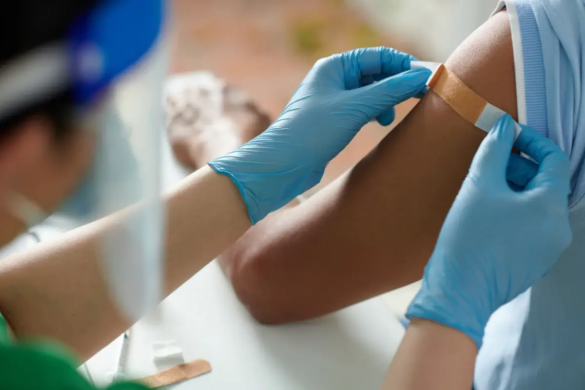 Oktenidyny dichlorowodorek i fenoksyetanol - charakterystyka substancji antyseptycznych i potwierdzony bieżącymi badaniami zakres ich działania